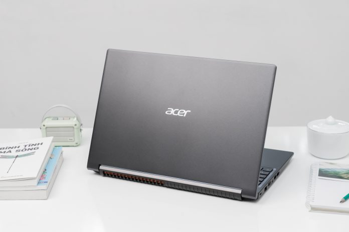  Nâng cấp laptop Acer